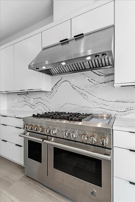 Image 16 of property listing at 9004 SANTORINI DRIVE, Orlando, FL 32827