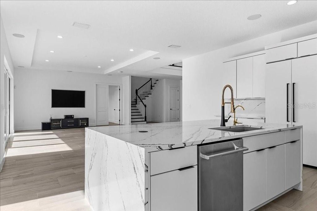 Image 18 of property listing at 9004 SANTORINI DRIVE, Orlando, FL 32827