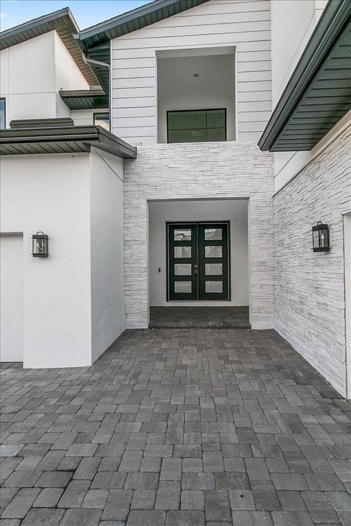 Image 3 of property listing at 9004 SANTORINI DRIVE, Orlando, FL 32827