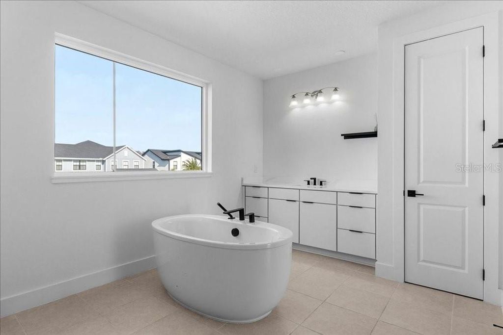 Image 29 of property listing at 9004 SANTORINI DRIVE, Orlando, FL 32827