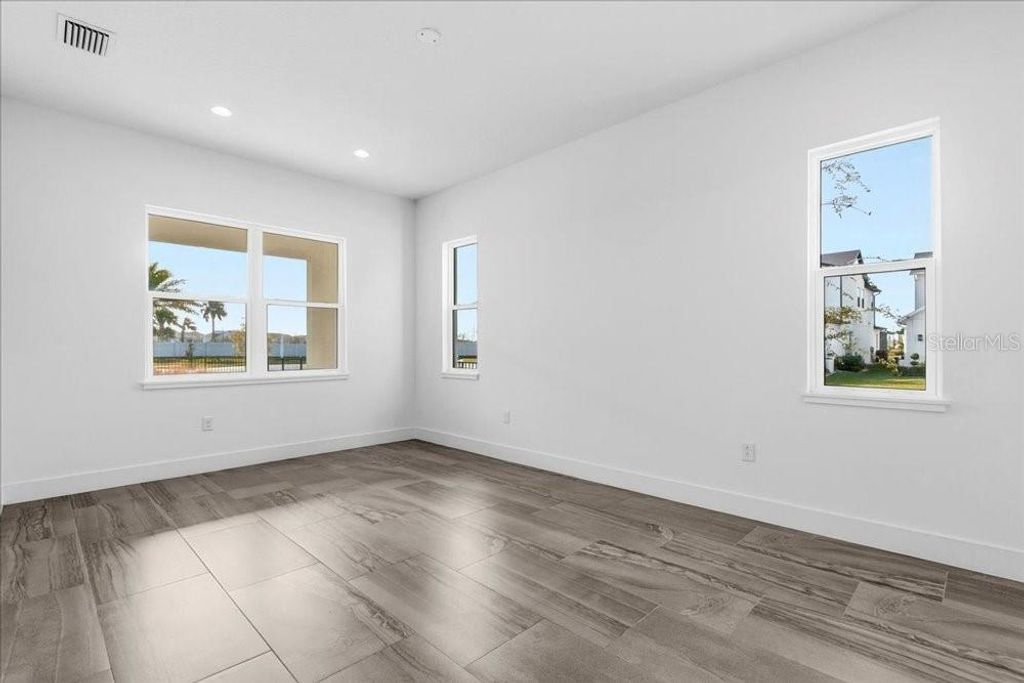 Image 36 of property listing at 9004 SANTORINI DRIVE, Orlando, FL 32827