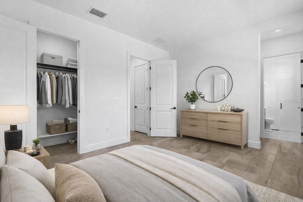 Image 38 of property listing at 9004 SANTORINI DRIVE, Orlando, FL 32827