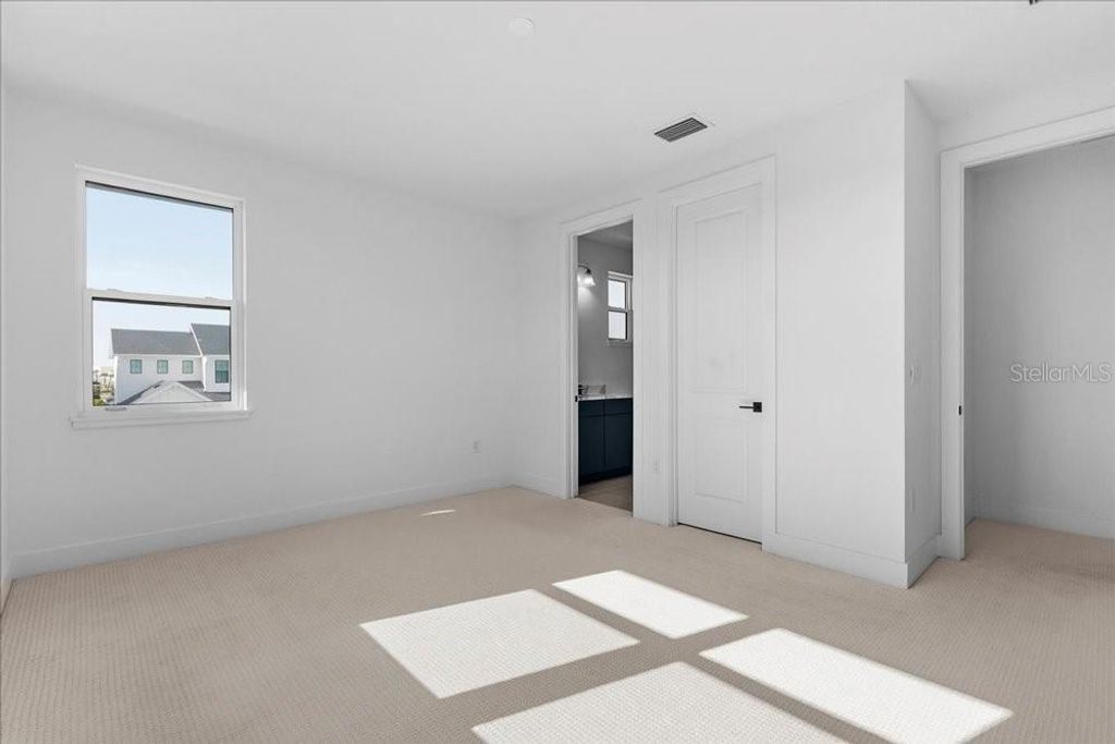 Image 44 of property listing at 9004 SANTORINI DRIVE, Orlando, FL 32827