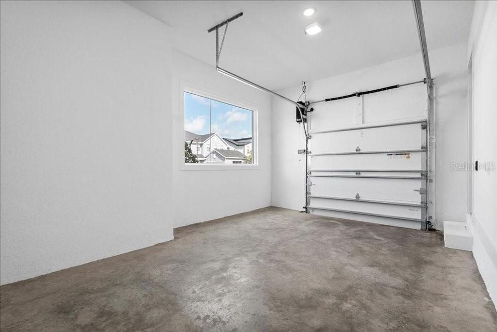 Image 49 of property listing at 9004 SANTORINI DRIVE, Orlando, FL 32827