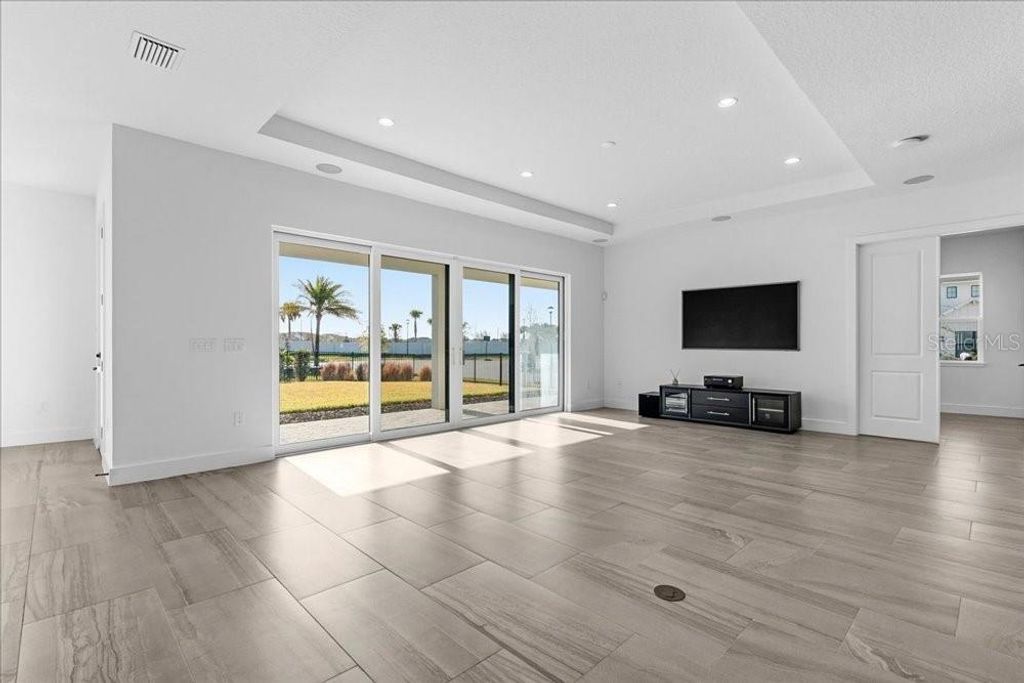 Image 8 of property listing at 9004 SANTORINI DRIVE, Orlando, FL 32827