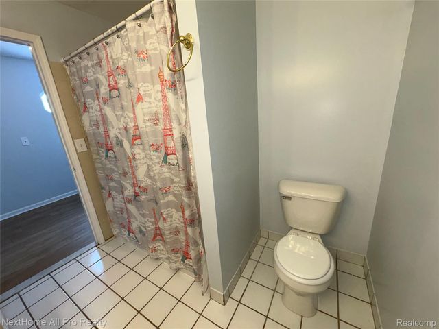 15473 Meyers Road, Detroit, MI 48227