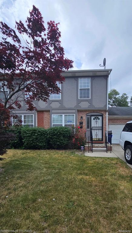 15473 Meyers Road, Detroit, MI 48227