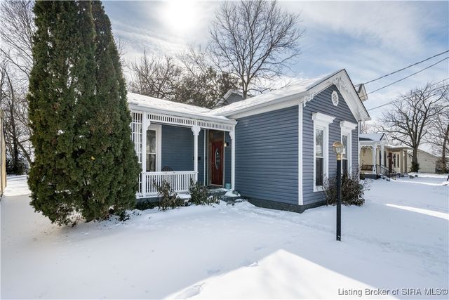 950 E Chestnut Street, Jeffersonville, IN 47130