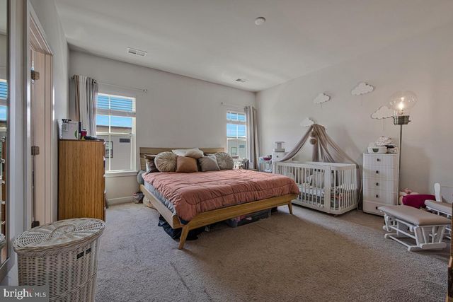 4748 TOWNE PARK RD, Suitland, MD 20746