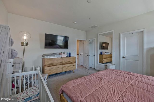 4748 TOWNE PARK RD, Suitland, MD 20746