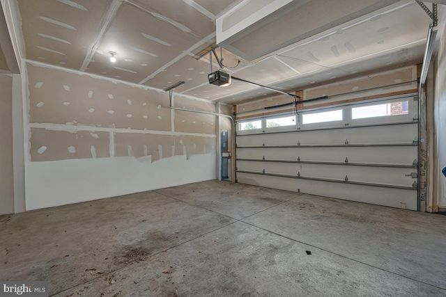 4748 TOWNE PARK RD, Suitland, MD 20746