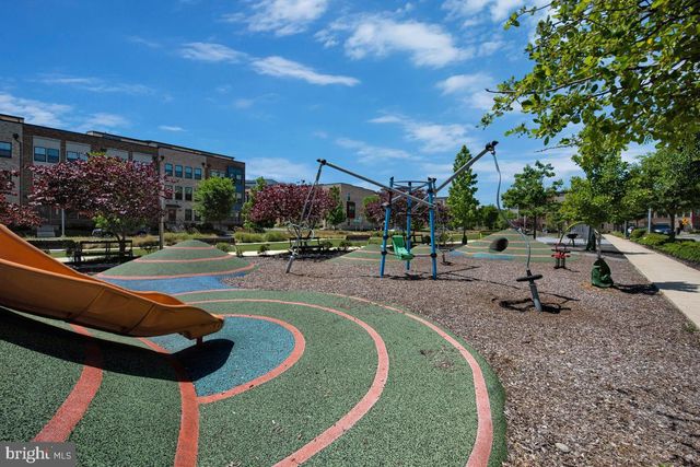4748 TOWNE PARK RD, Suitland, MD 20746