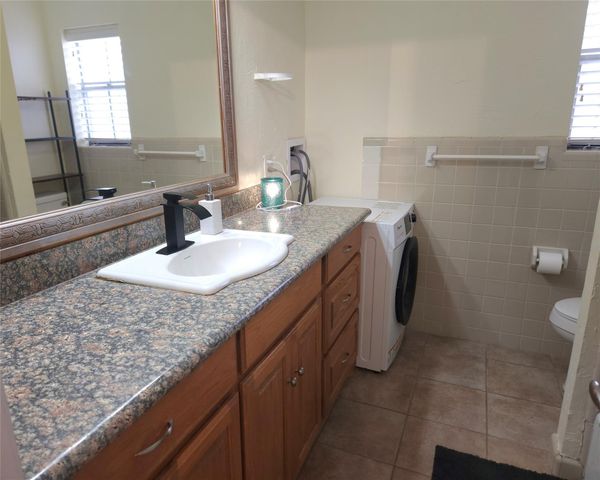 12739 Huntingwick Drive 151, Houston, TX 77024