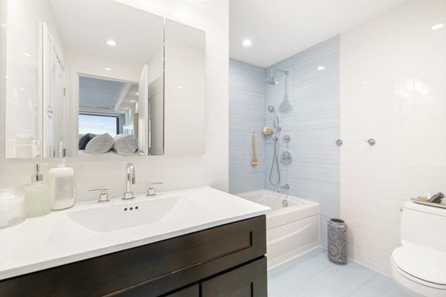 85 E India Row 39C, Boston, MA 02110