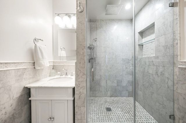 85 E India Row 39C, Boston, MA 02110