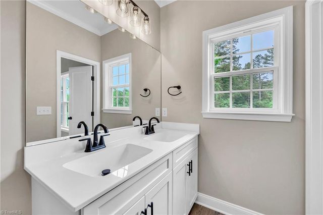 160 Wayne Gobble Road, Linwood, NC 27299