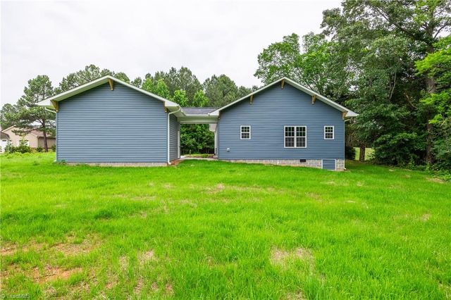 160 Wayne Gobble Road, Linwood, NC 27299