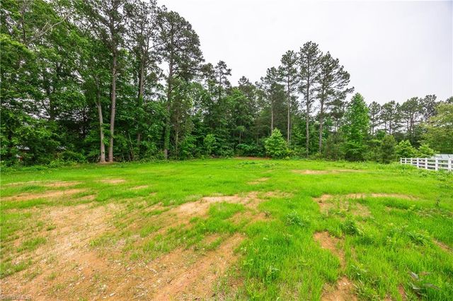 160 Wayne Gobble Road, Linwood, NC 27299