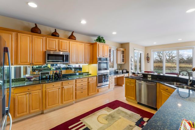 169 Keelson Drive, Detroit City, MI 48215