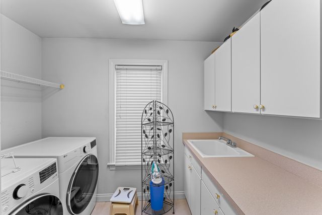 169 Keelson Drive, Detroit City, MI 48215