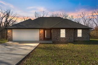 16 Dugan Circle, Bella Vista, AR 72715
