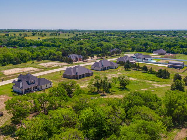 421 Paradise Ridge Drive, Waxahachie, TX 75167