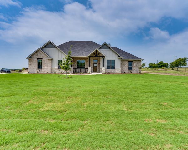 421 Paradise Ridge Drive, Waxahachie, TX 75167