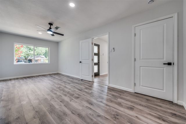 2422 Morgan Street, Irving, TX 75062