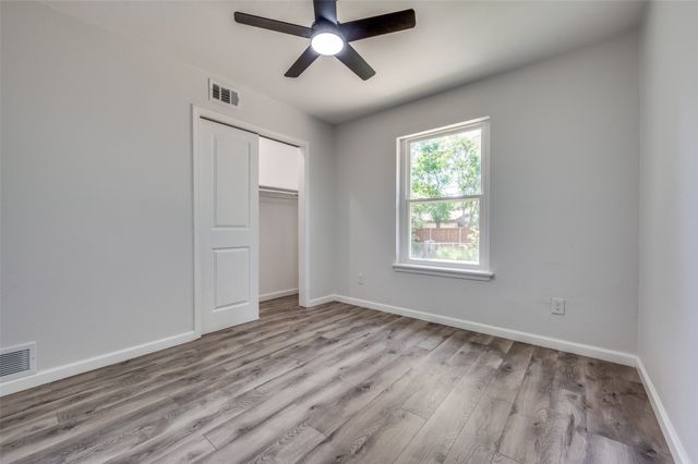 2422 Morgan Street, Irving, TX 75062