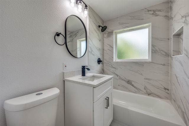 2422 Morgan Street, Irving, TX 75062