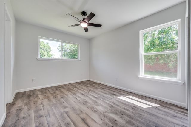 2422 Morgan Street, Irving, TX 75062
