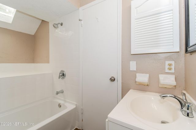 9970 TIMBERLAKE Drive E, Jacksonville, FL 32257