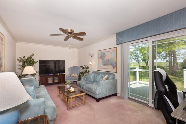 2014 RED RIVER RD, Sykesville, MD 21784