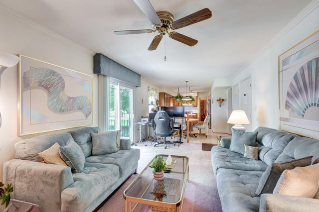 2014 RED RIVER RD, Sykesville, MD 21784