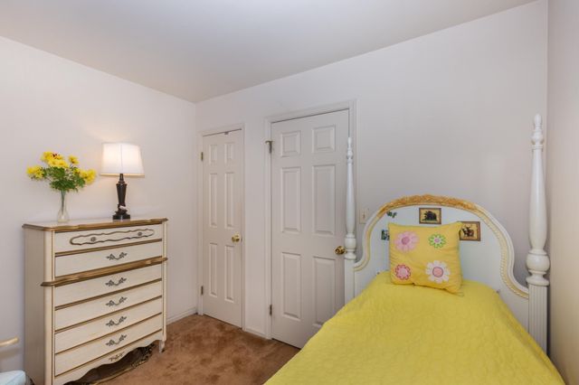 2014 RED RIVER RD, Sykesville, MD 21784