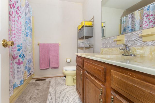 2014 RED RIVER RD, Sykesville, MD 21784