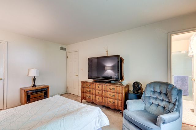 2014 RED RIVER RD, Sykesville, MD 21784
