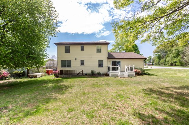 2014 RED RIVER RD, Sykesville, MD 21784