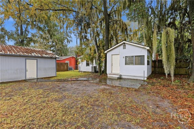 6 Lansing Avenue, Savannah, GA 31406