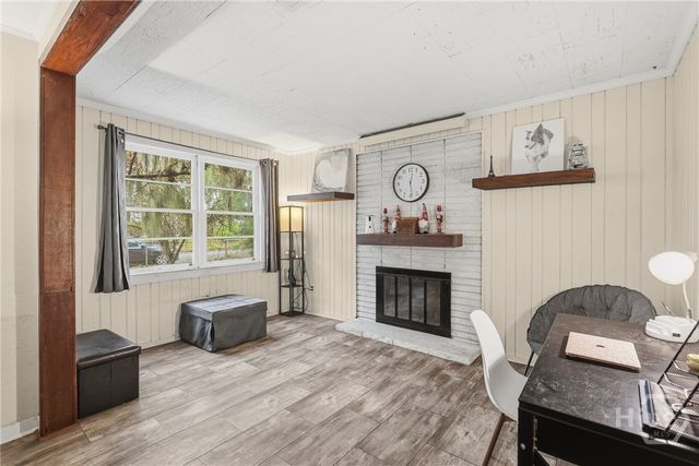 6 Lansing Avenue, Savannah, GA 31406