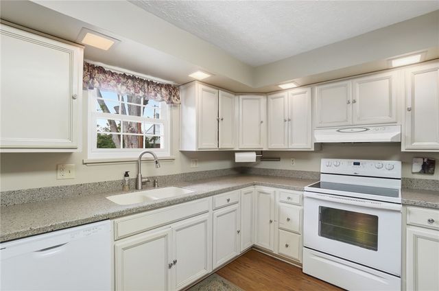 478 Robin Hood Lane, Troy, OH 45373