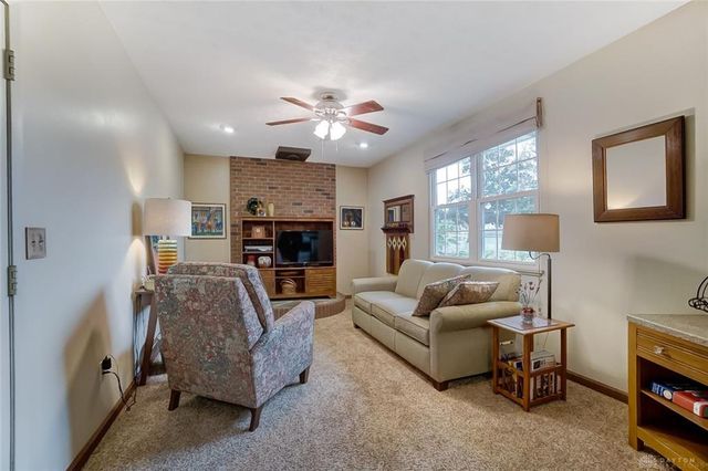 478 Robin Hood Lane, Troy, OH 45373