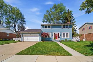 478 Robin Hood Lane, Troy, OH 45373