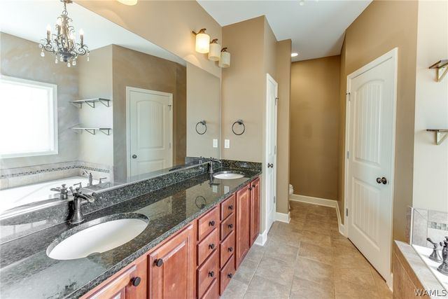 12546 Rock Pointe Way, Northport, AL 35475