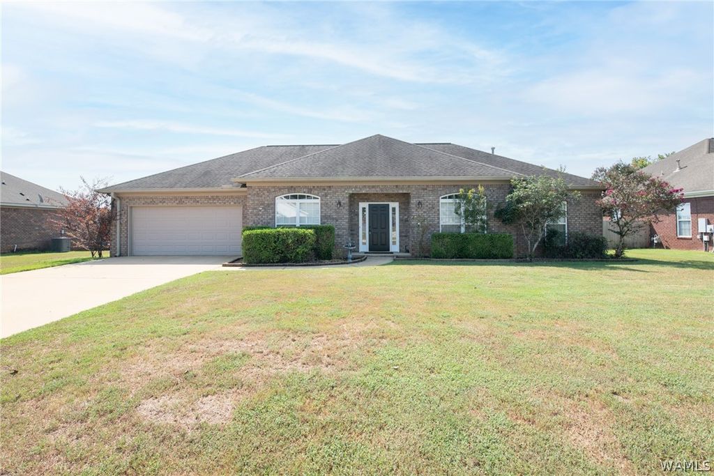 12546 Rock Pointe Way, Northport, AL 35475