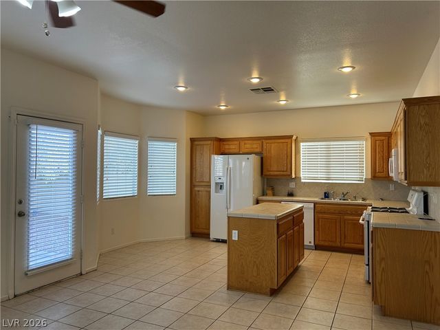 4020 Clove Hitch Street, North Las Vegas, NV 89032