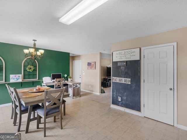 3370 Waggoner Place, Rex, GA 30273
