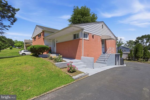 417 FOSTER DR, Springfield, PA 19064