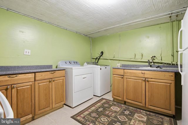 417 FOSTER DR, Springfield, PA 19064