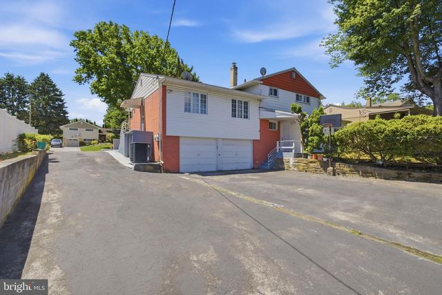 417 FOSTER DR, Springfield, PA 19064